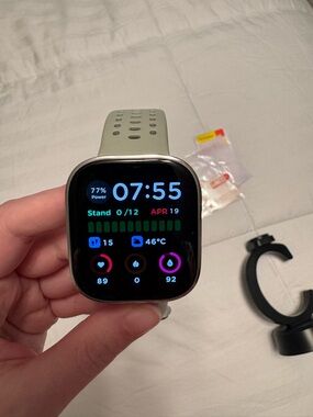 Amazfit Bip 6 - Like New w/ charging stand